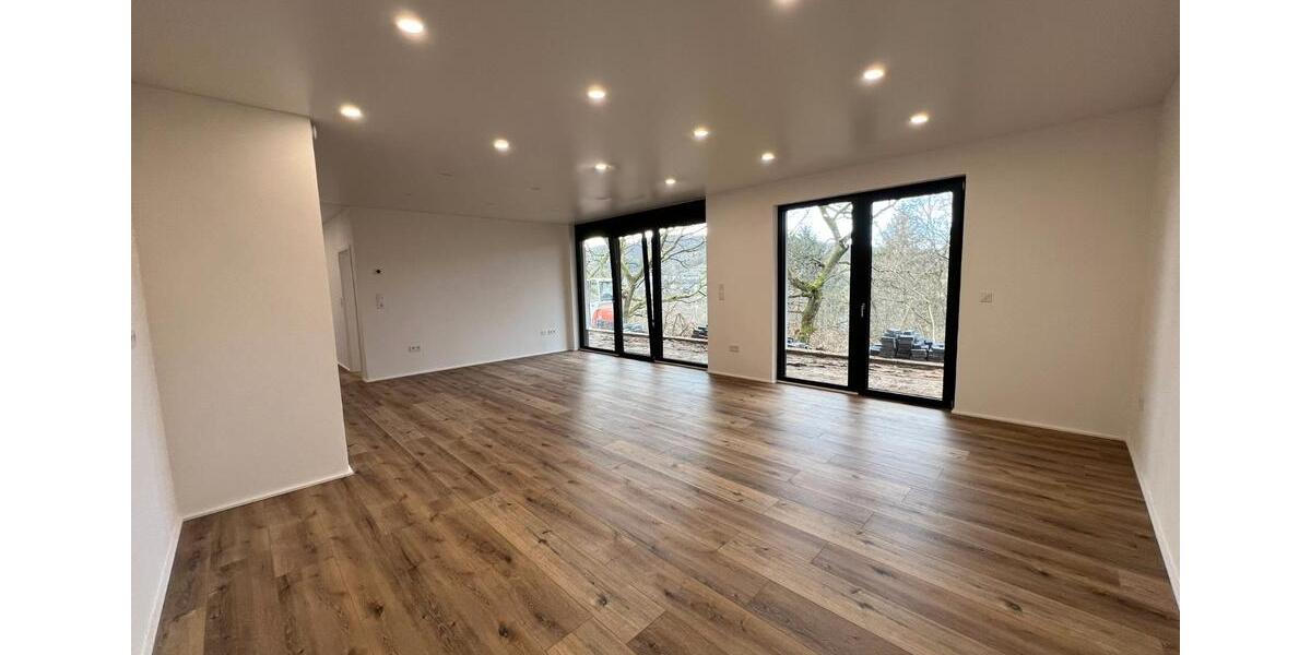 Terrassenwohnung Freudenberg - 3 Zimmer, 105 m&sup2;, 1.000&euro; | Angebot:25974971