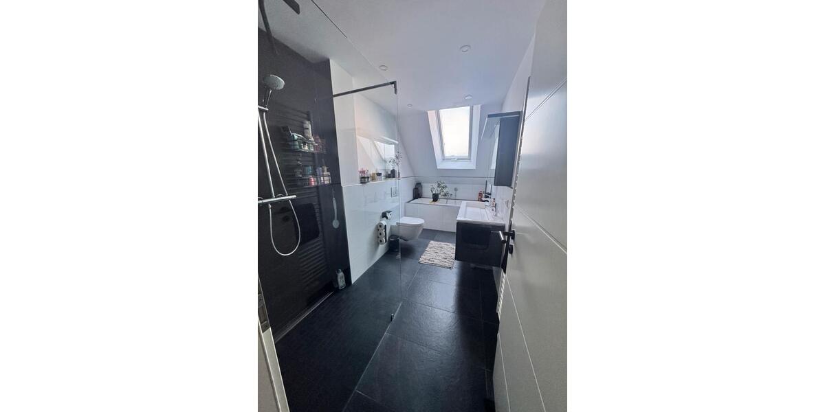 Reihenhaus Lüdenscheid Staberg - 5 Zimmer, 130 m&sup2;, 1.800&euro; | Angebot:25563053