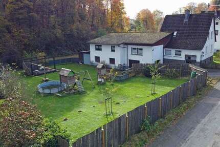 Haus Morsbach - 6 Zimmer, 251 m&sup2;, 450.000&euro; | Angebot:23755372