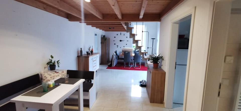 Dachgeschoßwohnung Bergneustadt - 3 Zimmer, 85 m&sup2;, 900&euro; | Angebot:25221209