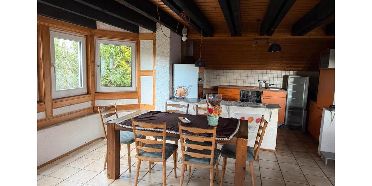 Dachgeschoßwohnung Wiehl - 2 Zimmer, 94 m&sup2;, 800&euro; | Angebot:27552043