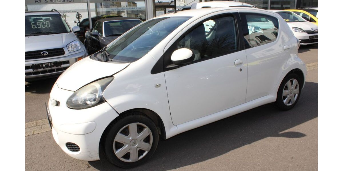 Toyota Aygo (X) 156.000 km 1.600 &euro; Bergneustadt (Nähe Köln) 51702