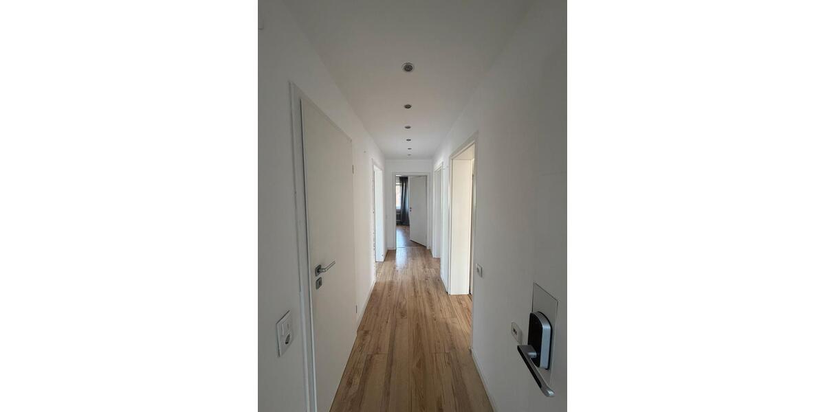 Dachgeschoßwohnung Kierspe - 3 Zimmer, 61 m&sup2;, 632&euro; | Angebot:27581490