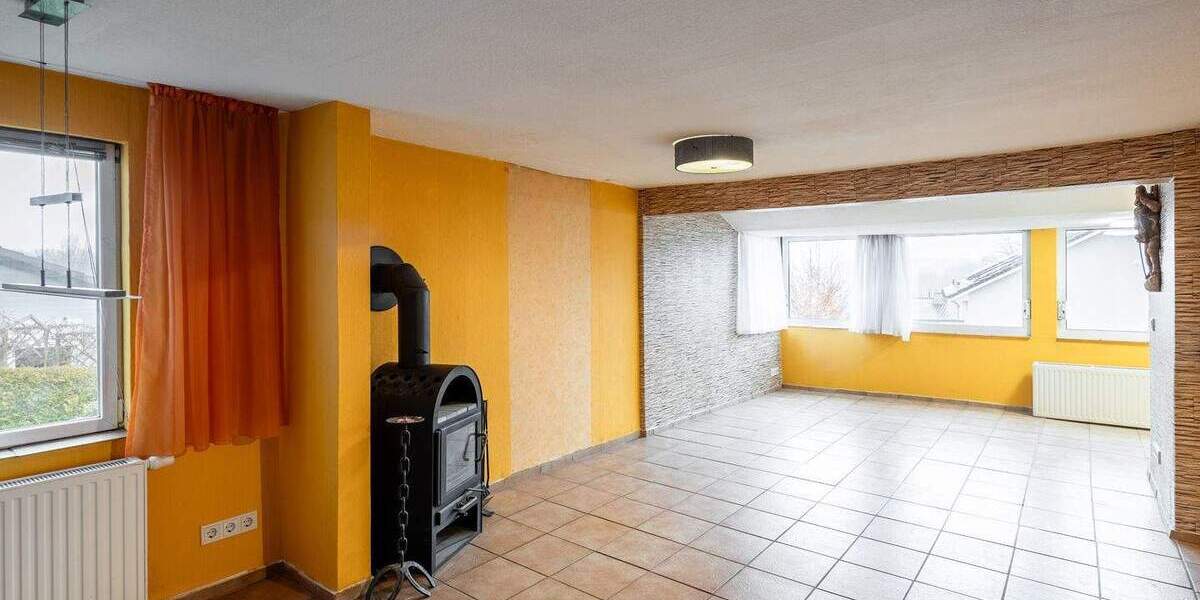 Bungalow Neunkirchen-Seelscheid Hasenbach - 2 Zimmer, 48 m&sup2;, 195.000&euro; | Angebot:25694609