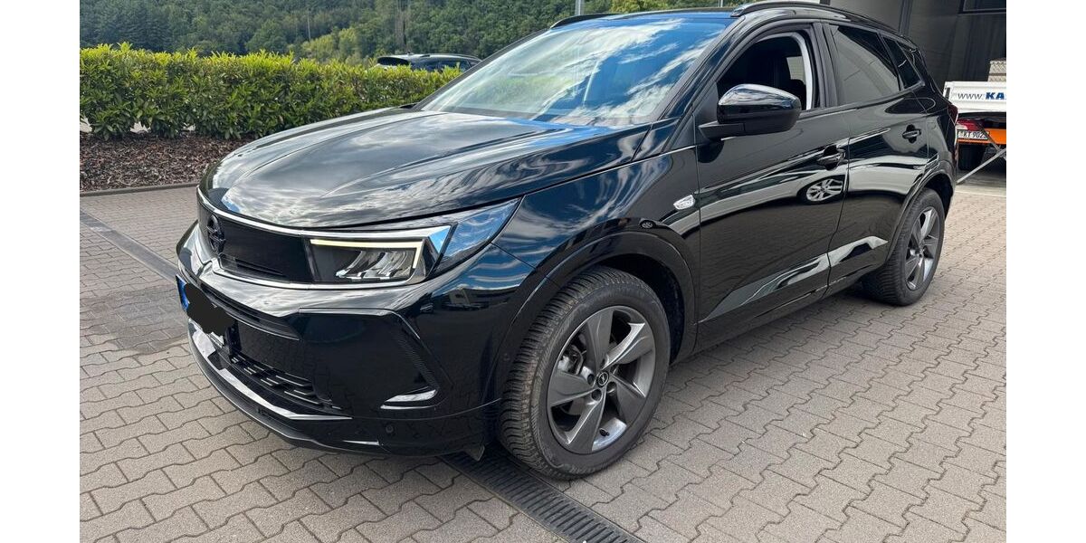 Opel Grandland (X) 30.500 km 19.990 &euro; Katzwinkel (Sieg) 57581