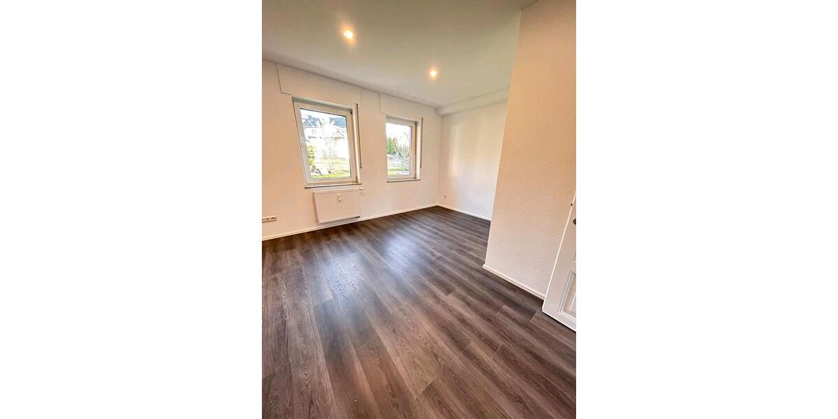 Etagenwohnung Waldbröl - 2 Zimmer, 85 m&sup2;, 750&euro; | Angebot:25569625