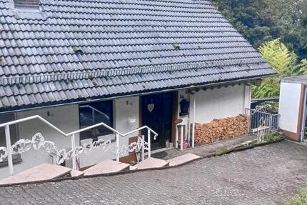 Haus Ruppichteroth - 6 Zimmer, 221 m&sup2;, 220.000&euro; | Angebot:26613915