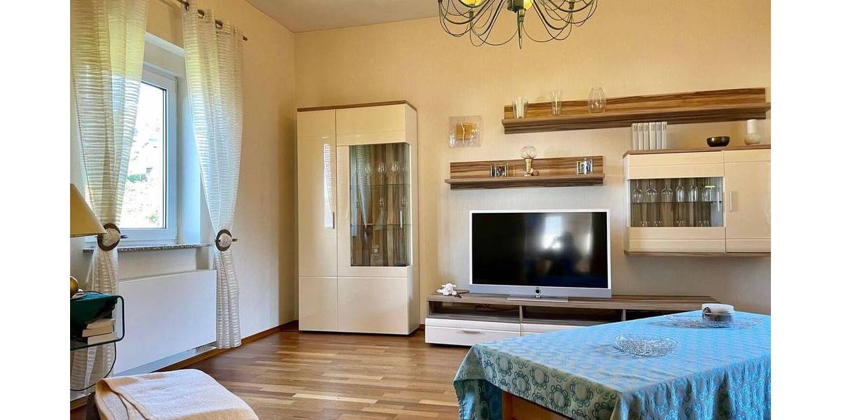 Mehrfamilienhaus, Wohnhaus Bergneustadt - 8 Zimmer, 176 m&sup2;, 260.000&euro; | Angebot:25691798