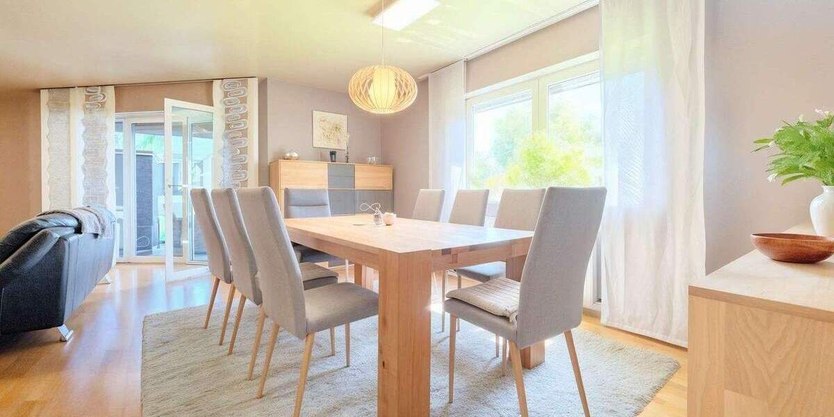 Etagenwohnung Eitorf Halft - 4 Zimmer, 132 m&sup2;, 329.000&euro; | Angebot:25678002