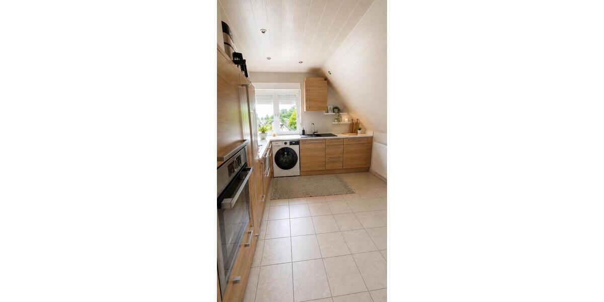 Mehrfamilienhaus, Wohnhaus Bergneustadt - 8 Zimmer, 233 m&sup2;, 449.000&euro; | Angebot:26575881