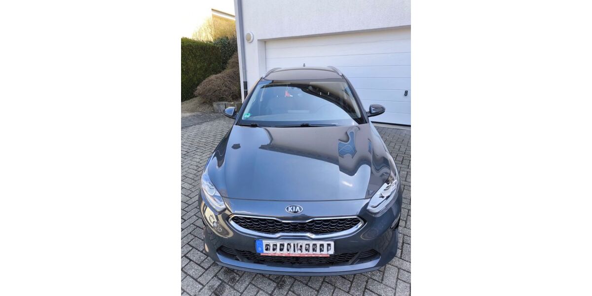 Kia ceed Sportswagon 71.000 km 18.100 &euro; Gummersbach 51645