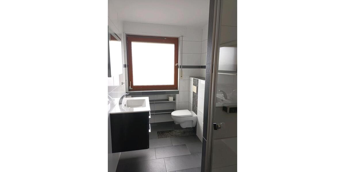 Erdgeschoßwohnung Breckerfeld - 3 Zimmer, 83 m&sup2;, 650&euro; | Angebot:27548821