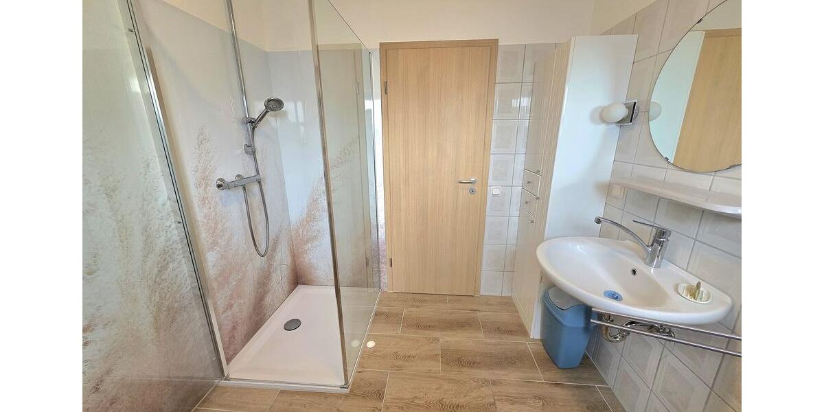 Erdgeschoßwohnung Herscheid - 4 Zimmer, 100 m&sup2;, 700&euro; | Angebot:25257002