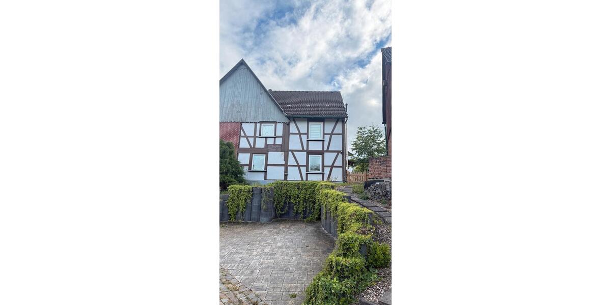 Einfamilienhaus Gummersbach Berstig Süd - 3 Zimmer, 100 m&sup2;, 180.000&euro; | Angebot:26985468