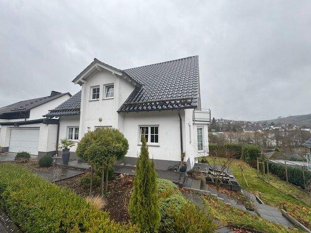 Einfamilienhaus Herscheid - 1 Zimmer, 270 m&sup2;, 669.900&euro; | Angebot:25775089