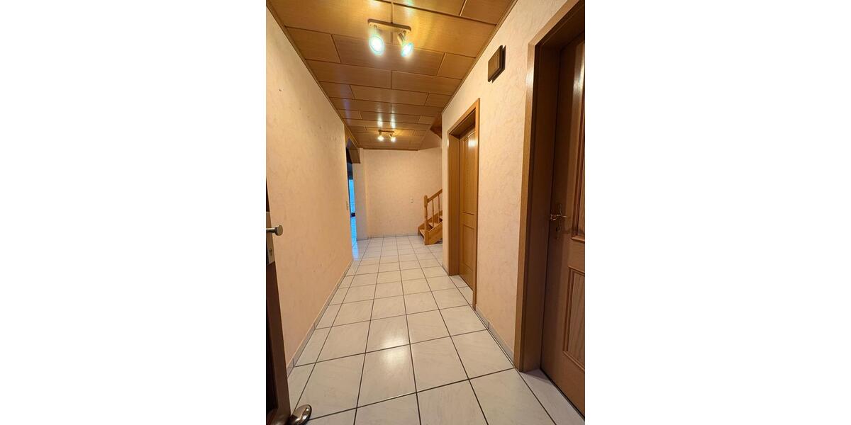 Einfamilienhaus Bergneustadt - 5 Zimmer, 113 m&sup2;, 399.000&euro; | Angebot:26949679