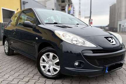 Peugeot 206 123.000 km 2.890 &euro; Gummersbach 51643
