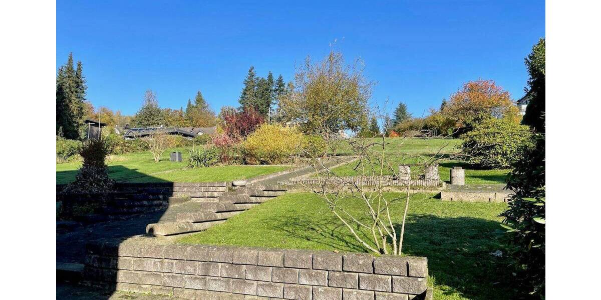 Mehrfamilienhaus, Wohnhaus Bergneustadt - 8 Zimmer, 176 m&sup2;, 260.000&euro; | Angebot:25691798