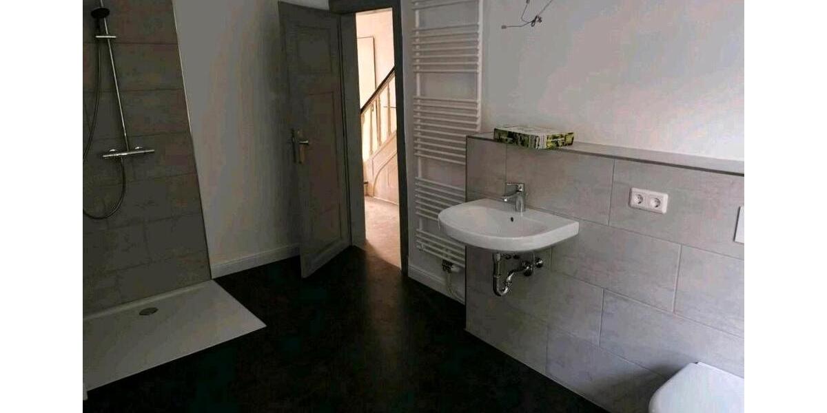 Erdgeschoßwohnung Reichshof - 2 Zimmer, 62 m&sup2;, 680&euro; | Angebot:26026047