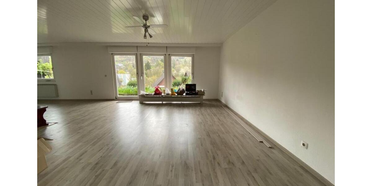 Einfamilienhaus Gummersbach Berstig Süd - 5 Zimmer, 150 m&sup2;, 1.000&euro; | Angebot:25371516