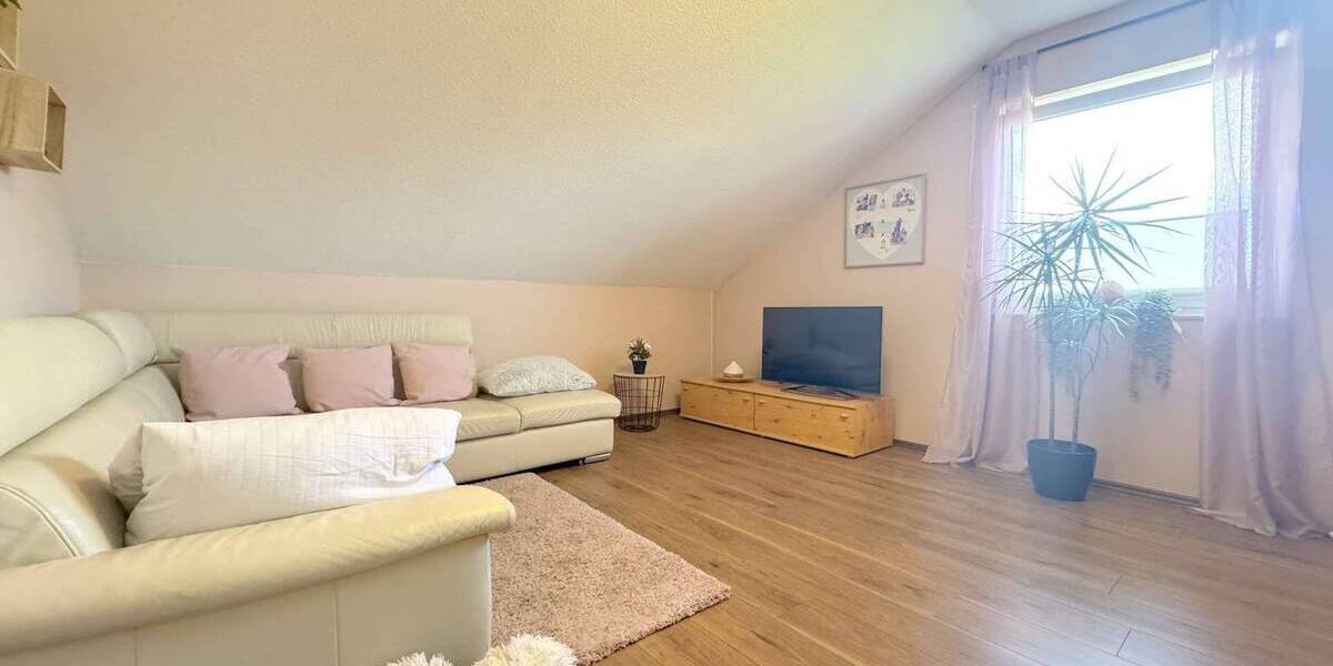 Etagenwohnung Ruppichteroth Schönenberg - 4 Zimmer, 134 m&sup2;, 339.000&euro; | Angebot:25739541
