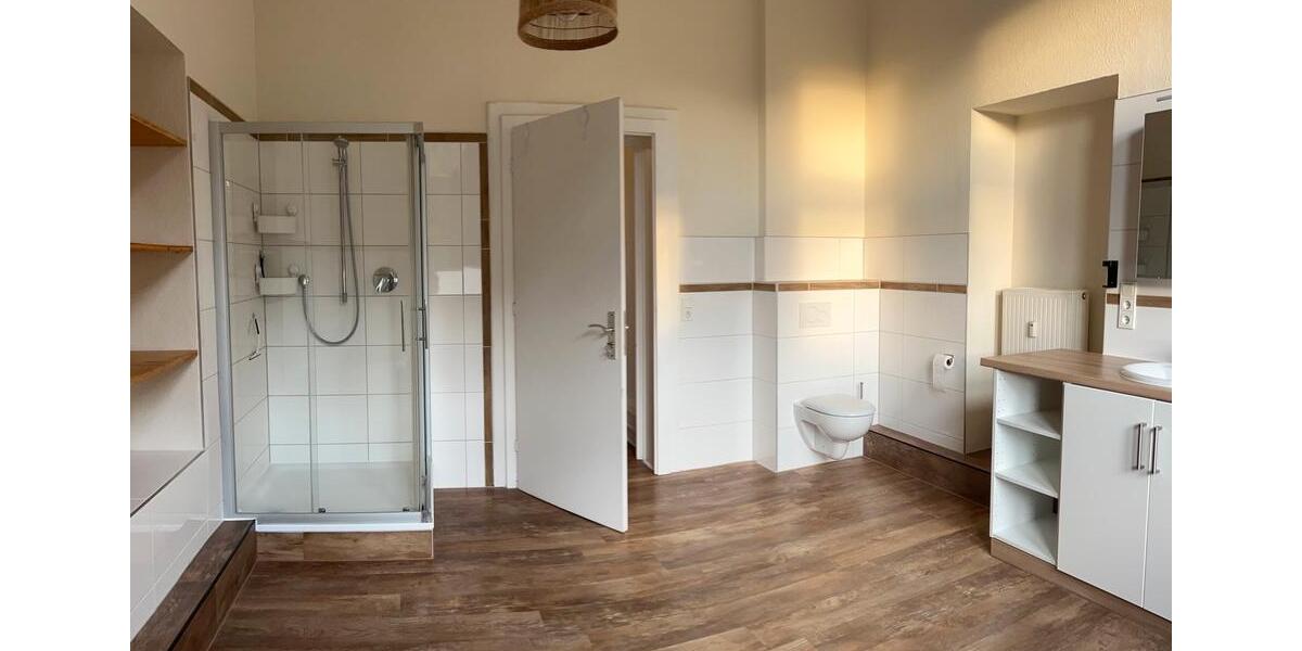 Etagenwohnung Waldbröl - 1 Zimmer, 93 m&sup2;, 760&euro; | Angebot:27572520