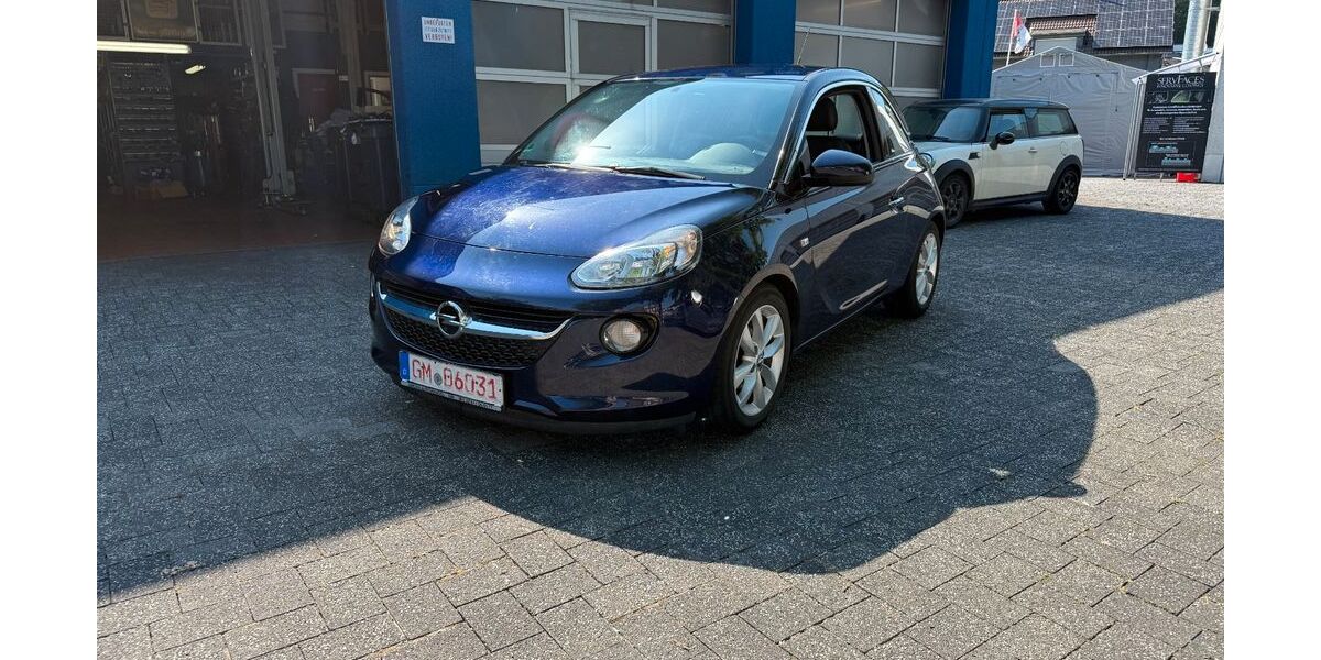 Opel Adam 107.073 km 5.999 &euro; Gummersbach 51645