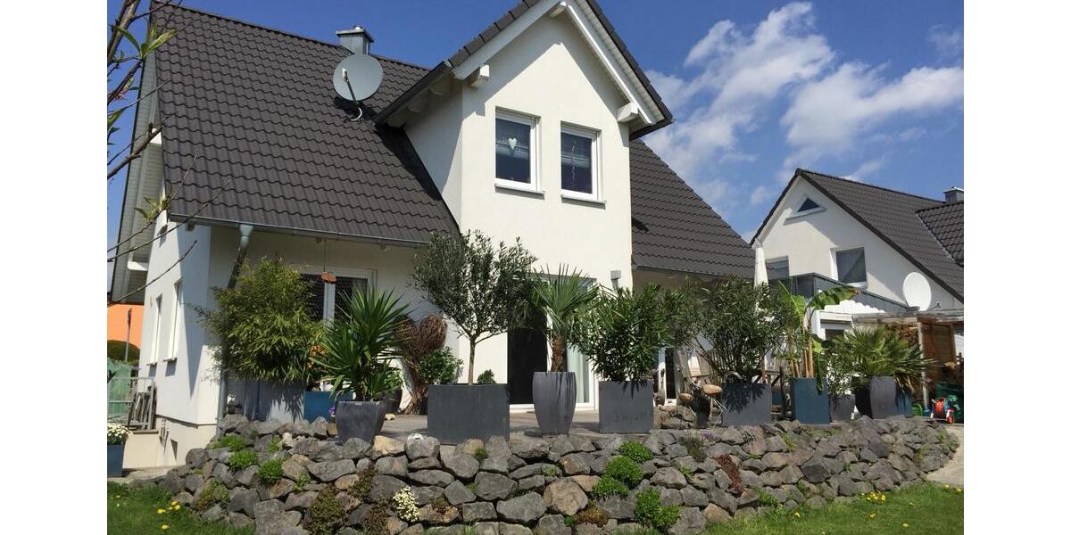 Einfamilienhaus Neunkirchen-Seelscheid Seelscheid - 5 Zimmer, 140 m&sup2;, 595.000&euro; | Angebot:26098140