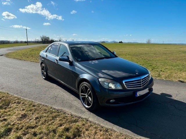 Mercedes-Benz C 180 238.000 km 4.950 &euro; Ruppichteroth 53809