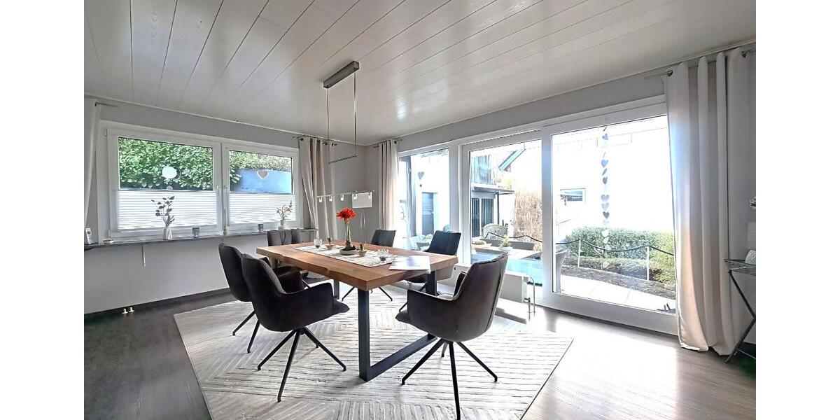 Einfamilienhaus Gummersbach Hepel - 8 Zimmer, 209 m&sup2;, 440.000&euro; | Angebot:25813938