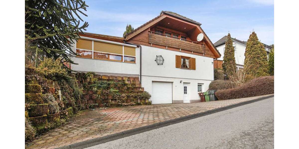Einfamilienhaus Gummersbach Hepel - 4 Zimmer, 150 m&sup2;, 440.000&euro; | Angebot:25656449