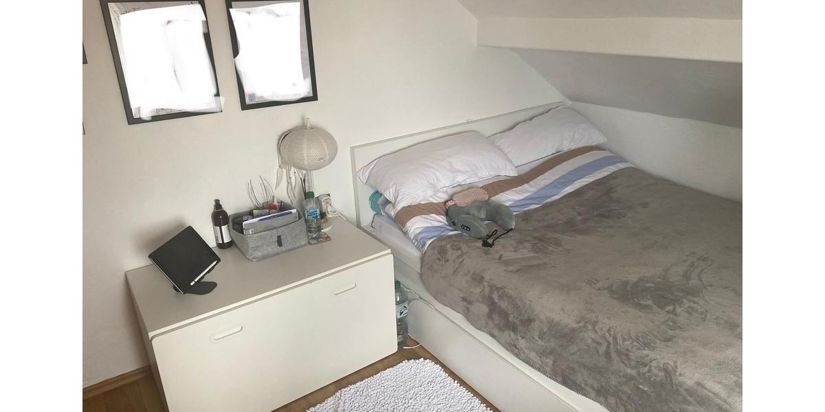 Dachgeschoßwohnung Lüdenscheid Othlinghausen - 3 Zimmer, 49 m&sup2;, 70.000&euro; | Angebot:25258773