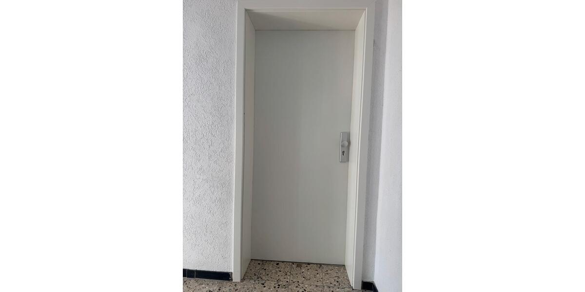 Etagenwohnung Gummersbach Berstig Süd - 3 Zimmer, 85 m&sup2;, 570&euro; | Angebot:25764249