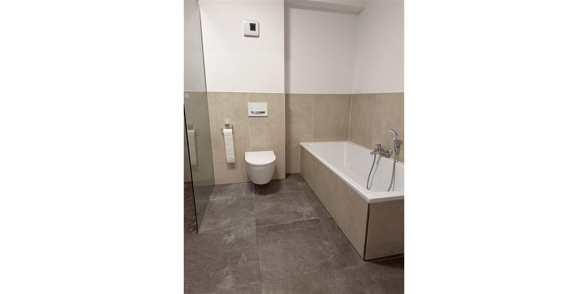 4 Zimmerwohnung kurzfristig Verfügbar in zentraler Lage Drabenderhöhe Wiehl - 3- Wiehl Drabenderhöhe | Angebot:25414313