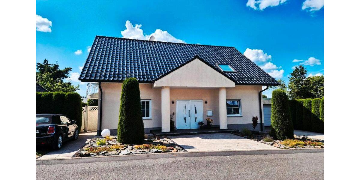 Einfamilienhaus Waldbröl - 6 Zimmer, 200 m&sup2;, 699.000&euro; | Angebot:27192184