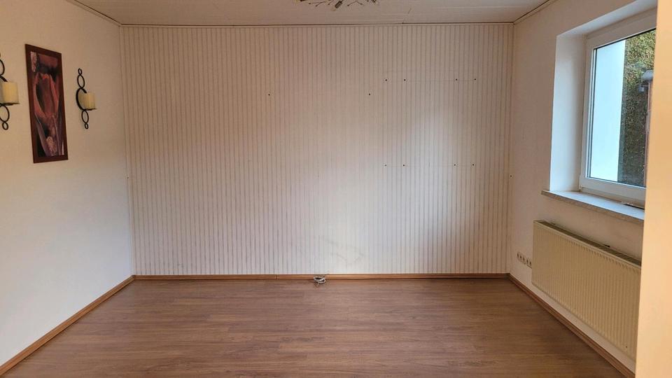 Erdgeschoßwohnung Gummersbach - 3 Zimmer, 70 m&sup2;, 600&euro; | Angebot:25874340