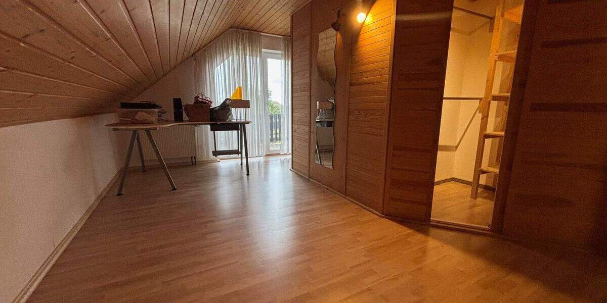 Doppelhaushälfte Reichshof Berghausen - 4 Zimmer, 145 m&sup2;, 279.000&euro; | Angebot:25796670
