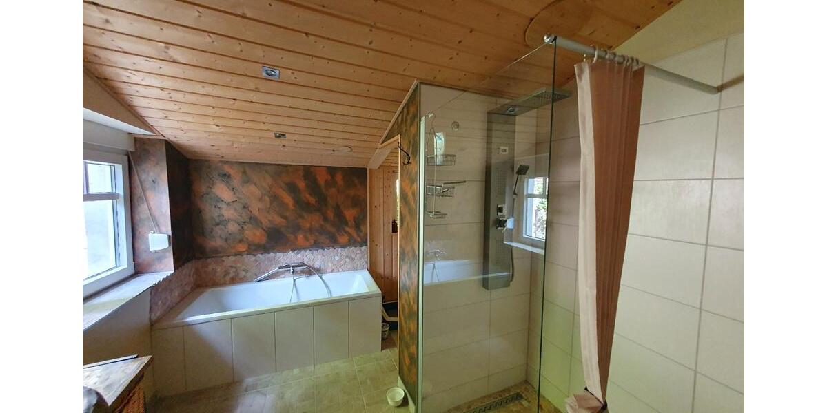Einfamilienhaus Werdohl - 1 Zimmer, 108 m&sup2;, 250.000&euro; | Angebot:26940547