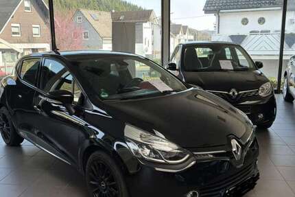 Renault Clio 145.000 km 5.800 &euro; Freudenberg - Alchen 57258