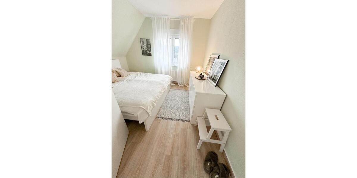 Mehrfamilienhaus, Wohnhaus Bergneustadt - 8 Zimmer, 233 m&sup2;, 459.000&euro; | Angebot:26575881
