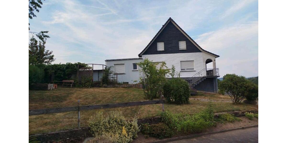 Einfamilienhaus Wenden - 7 Zimmer, 130 m&sup2;, 200.000&euro; | Angebot:27252221