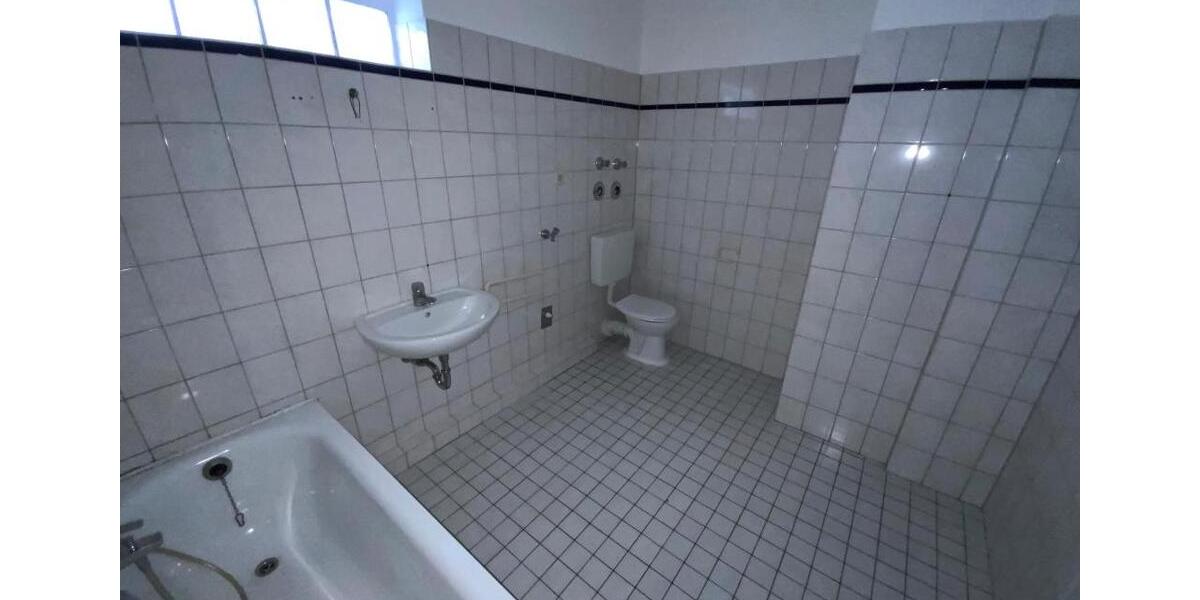 Etagenwohnung Plettenberg - 3 Zimmer, 77 m&sup2;, 529&euro; | Angebot:25901450