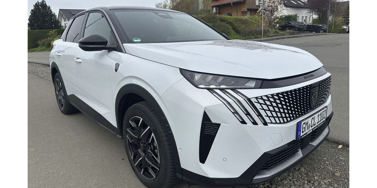 Peugeot 3008 25.921 km 31.200 &euro; Lindlar 51789