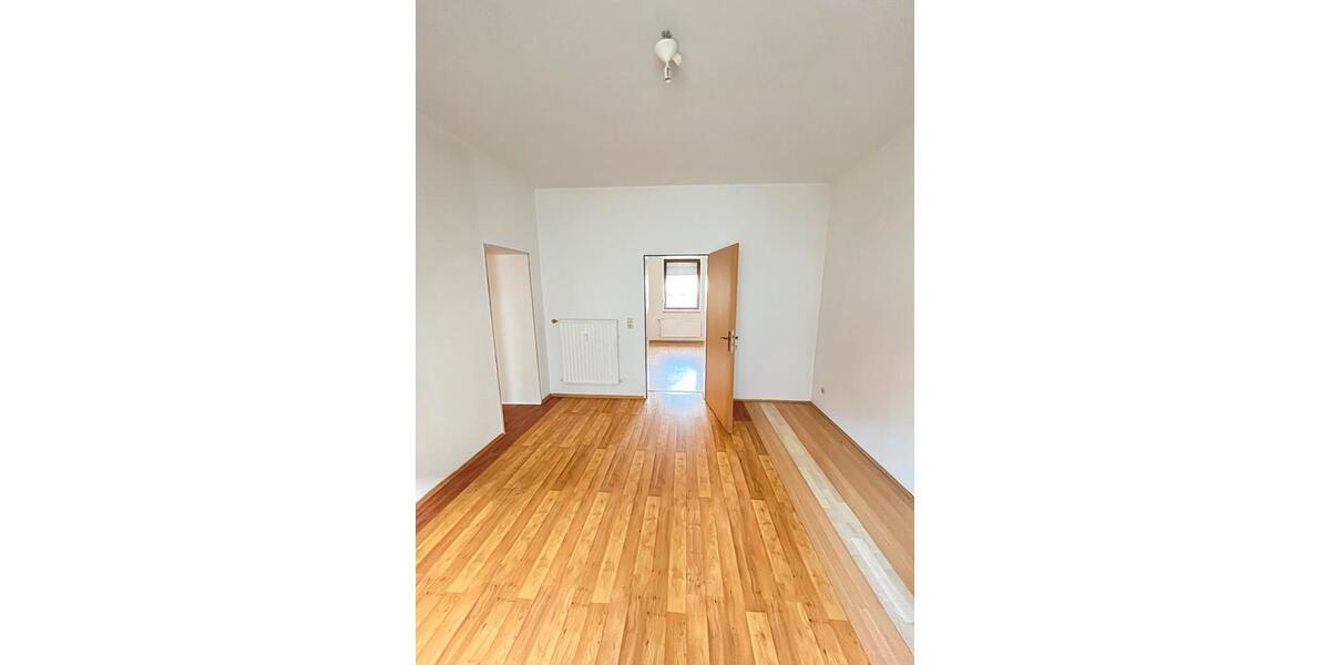 Etagenwohnung Gummersbach Berstig Süd - 3 Zimmer, 85 m&sup2;, 680&euro; | Angebot:25640083