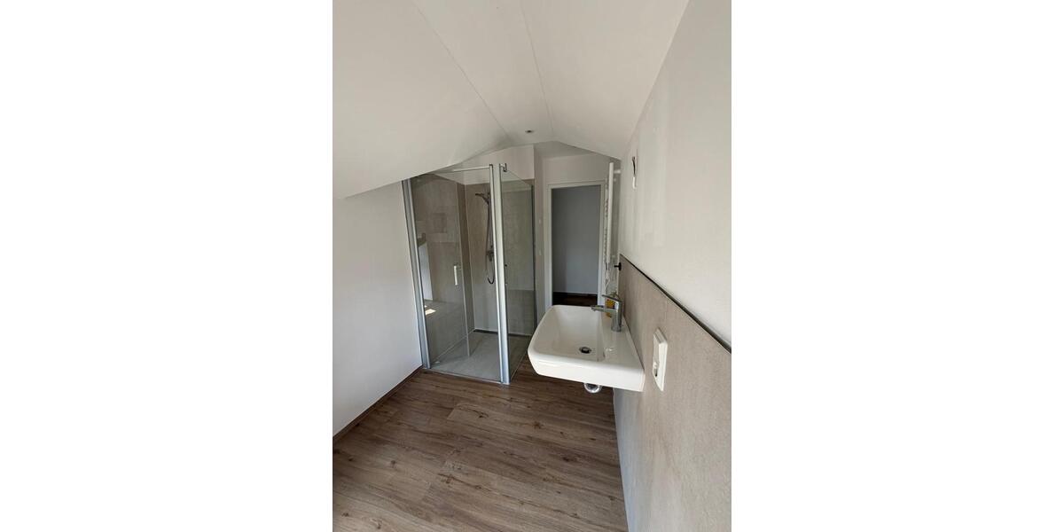 Dachgeschoßwohnung Marienheide - 4 Zimmer, 78 m&sup2;, 820&euro; | Angebot:27539627