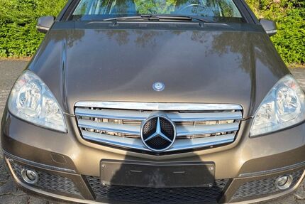 Mercedes-Benz A 180 243.700 km 4.490 &euro; Gummersbach 51645
