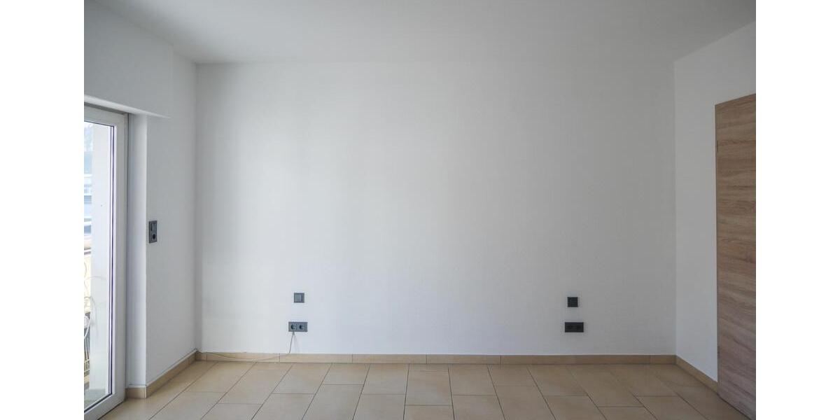 Etagenwohnung Engelskirchen - 5 Zimmer, 200 m&sup2;, 1.850&euro; | Angebot:25871611