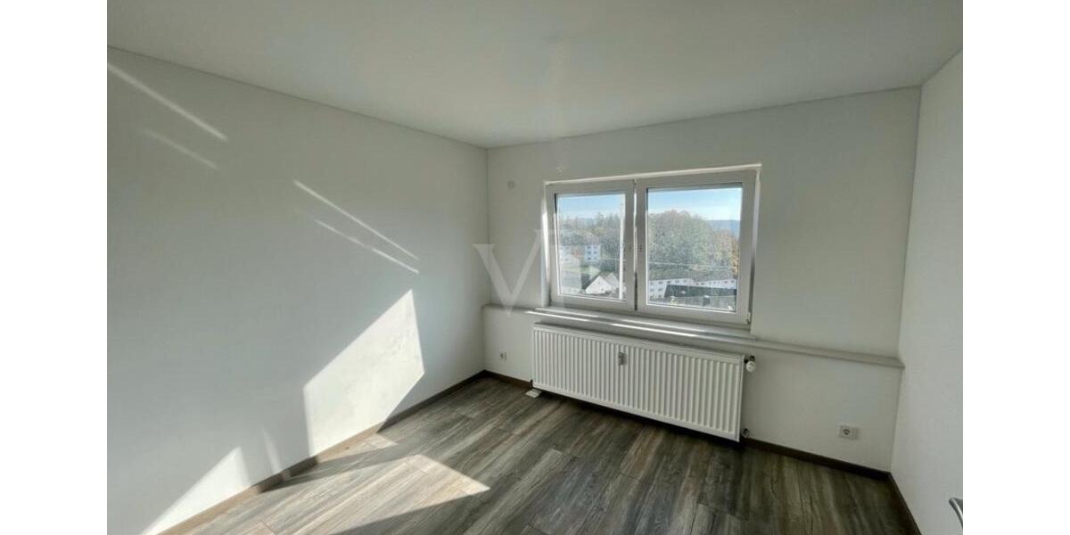 Etagenwohnung Bergneustadt - 3 Zimmer, 92 m&sup2;, 950&euro; | Angebot:27581609