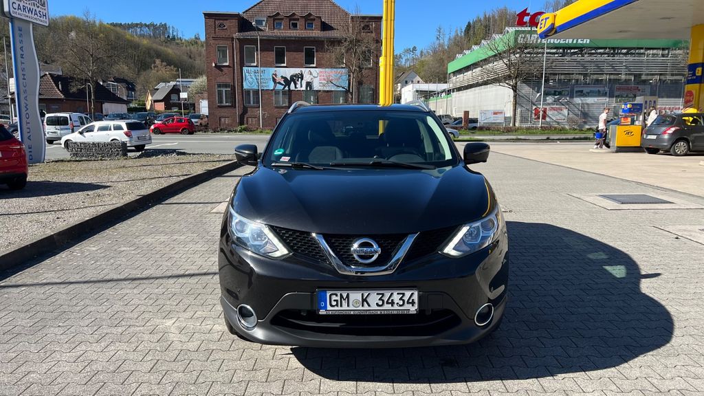 Nissan Qashqai 221.000 km 8.300 &euro; Gummersbach 51645