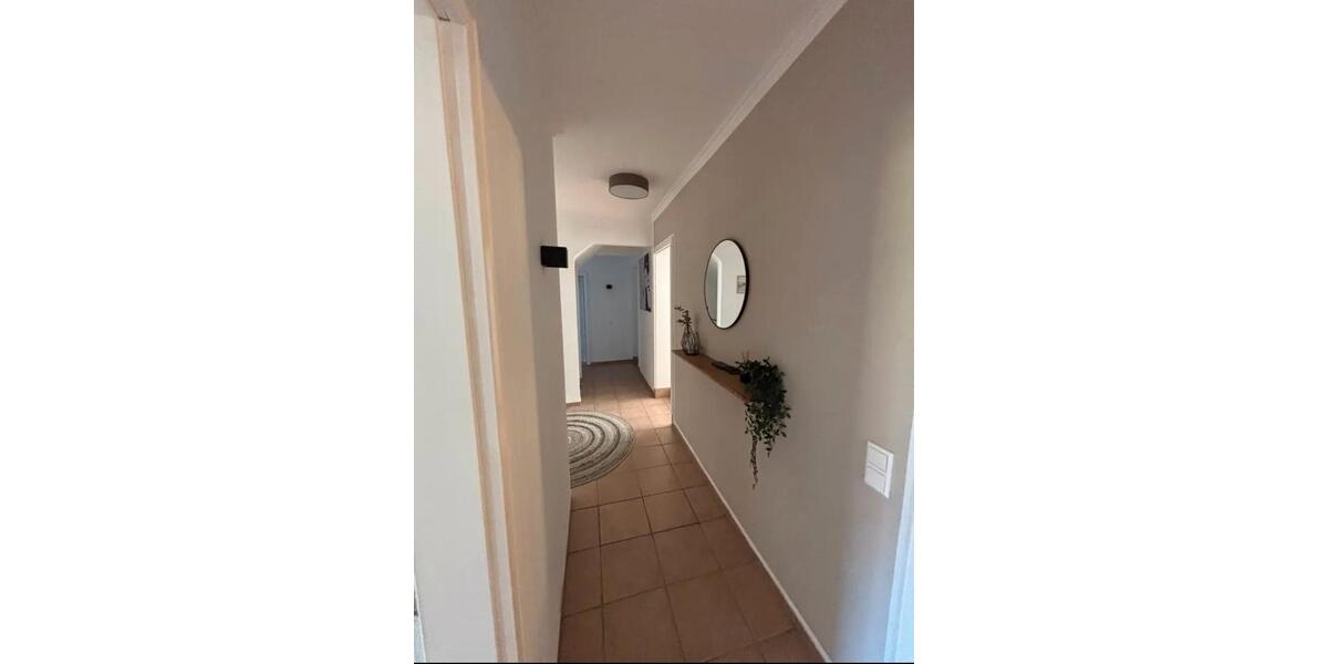 Etagenwohnung Overath - 4.5 Zimmer, 144 m&sup2;, 1.300&euro; | Angebot:27578063